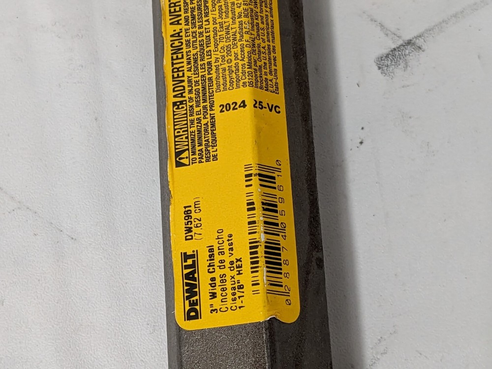 DEWALT Hammer & Chipper Replacement Chisel 3" X 20" DW5961