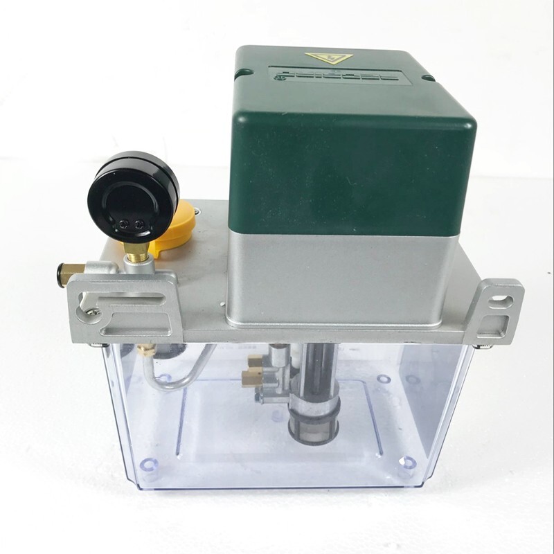 2L Digital Display Automatic Gear Lubricating Pump 220V Electric Oiler Tool