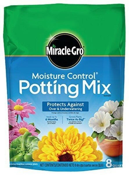 Miracle-Gro Moisture Control Potting Mix, 8-Quart