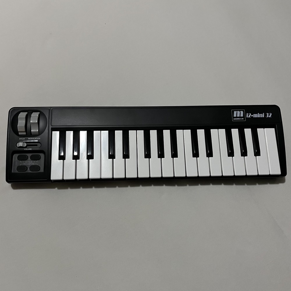 MidiTech i2-mini 32 USB Controller MIDI Keyboard