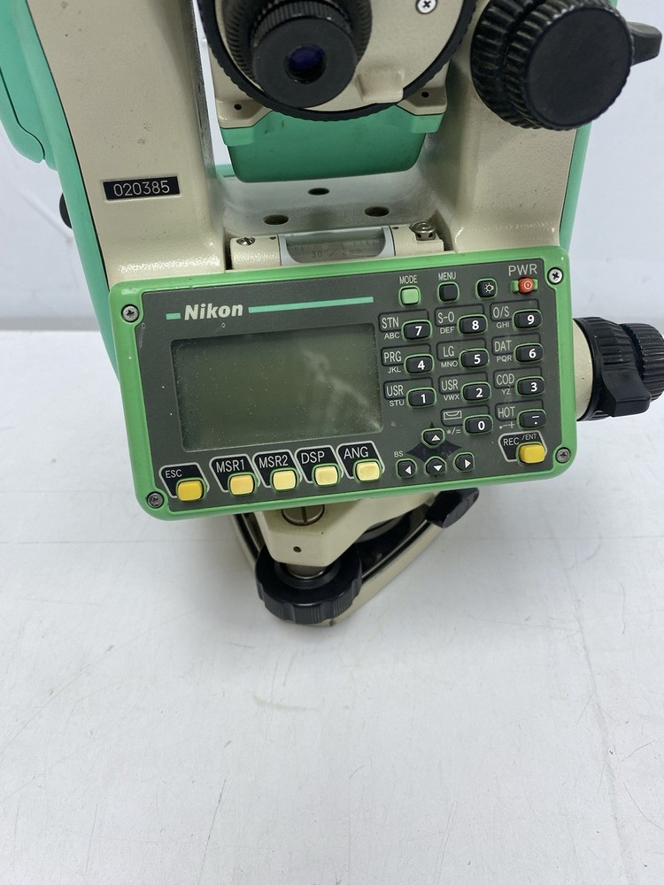 NIKON NPL-632 TOTAL STATION