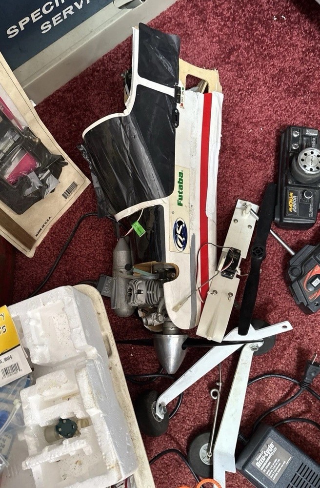 Futaba Skysport T4YBF Transmitter Airplane Remote Control System