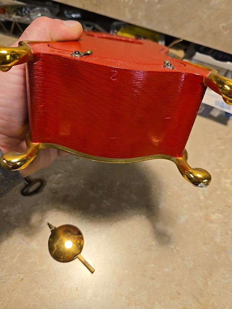 Le Castel Gold colored 10" Mantle clock - needs work - AS IS