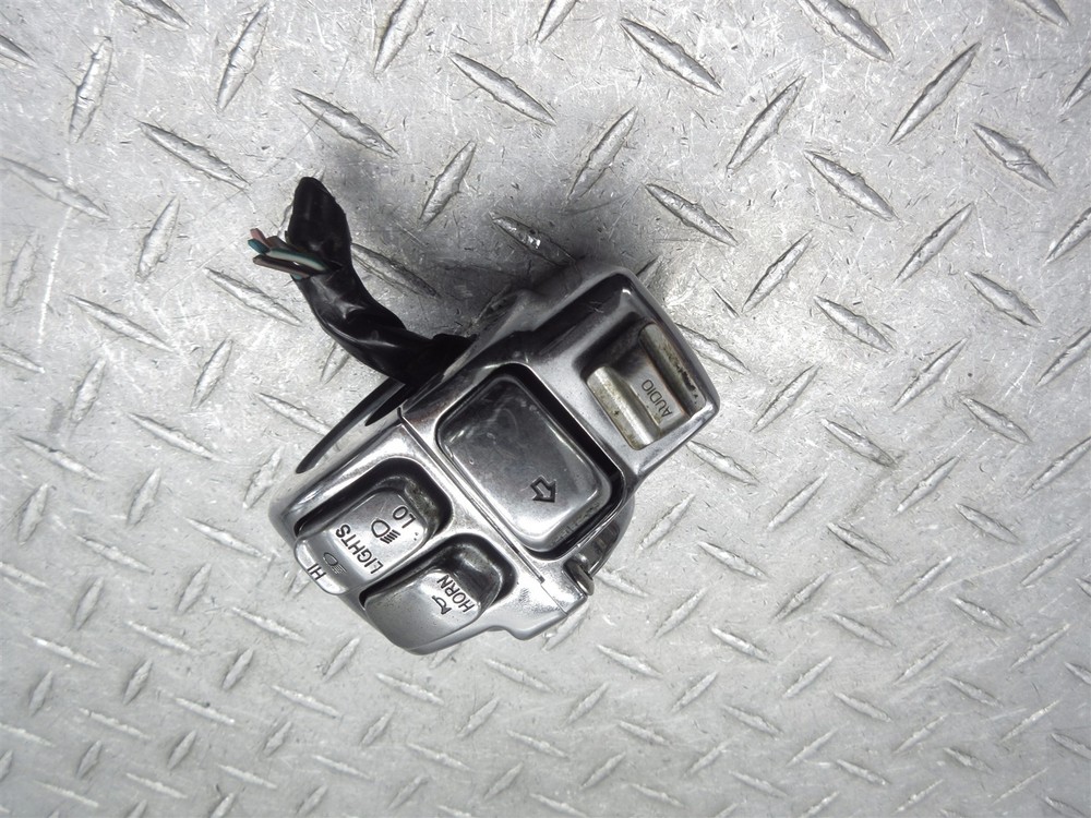 2000 00 01 Harley Davidson FLHTC Electra Glide Classic OEM Left Handlebar Switch