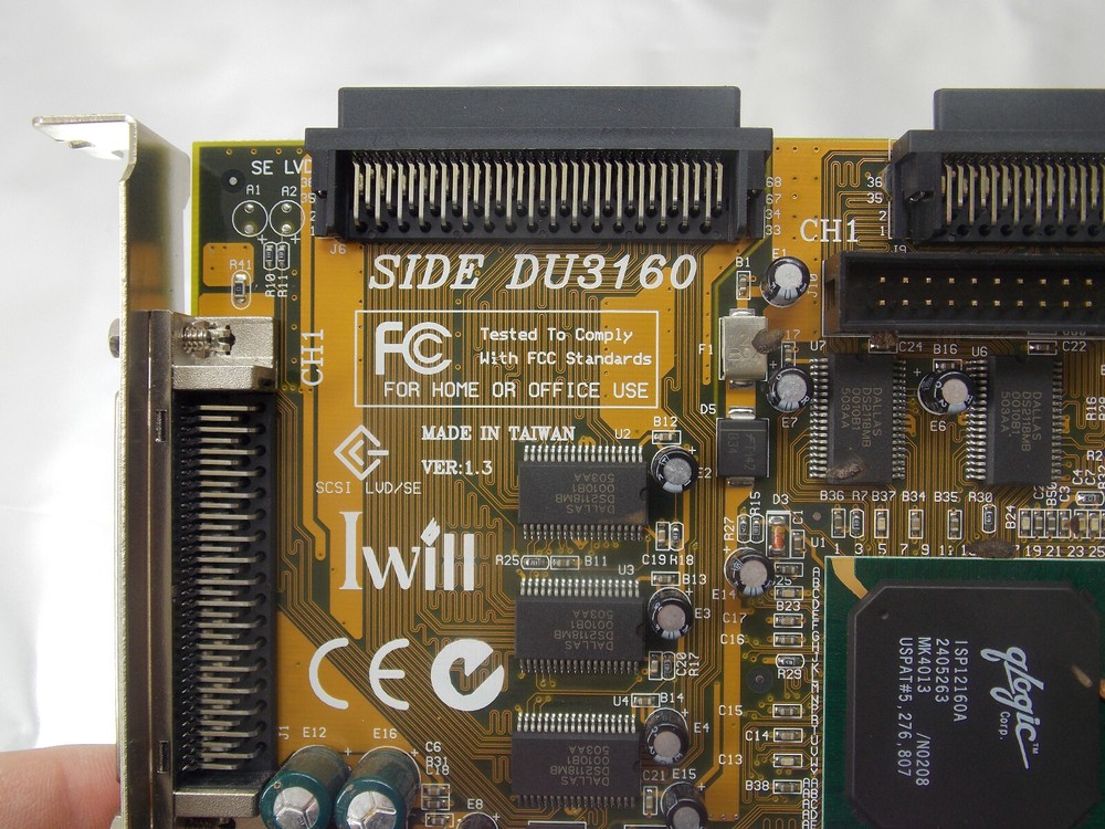 IWILL Side DU3160 SCSI LVD/SE Card