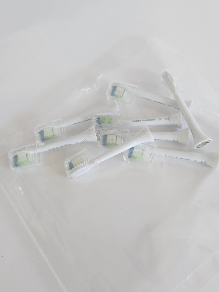 8 Philips Sonicare Genuine W DiamondClean Replacement Toothbrush Heads  READ