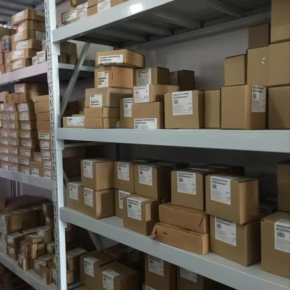 NEW E5CC-RX2ASM-800 Omron Temperature Controller 100-240 VAC E5CCRX2ASM800