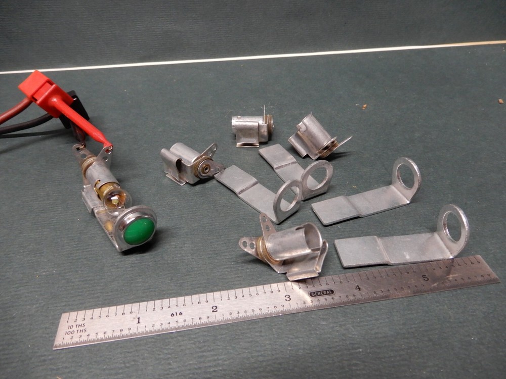 Five Test Instrument Vintage Panel Lights Smooth Green NOS