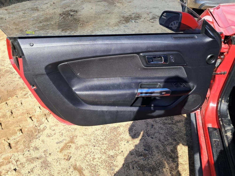 MUSTANG 2016 Glove Box 4850960