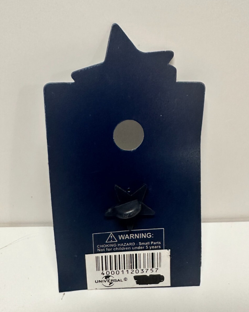 SpongeBob Square Pants Universal Studios Pin Trading Moveable Legs Sponge Bob