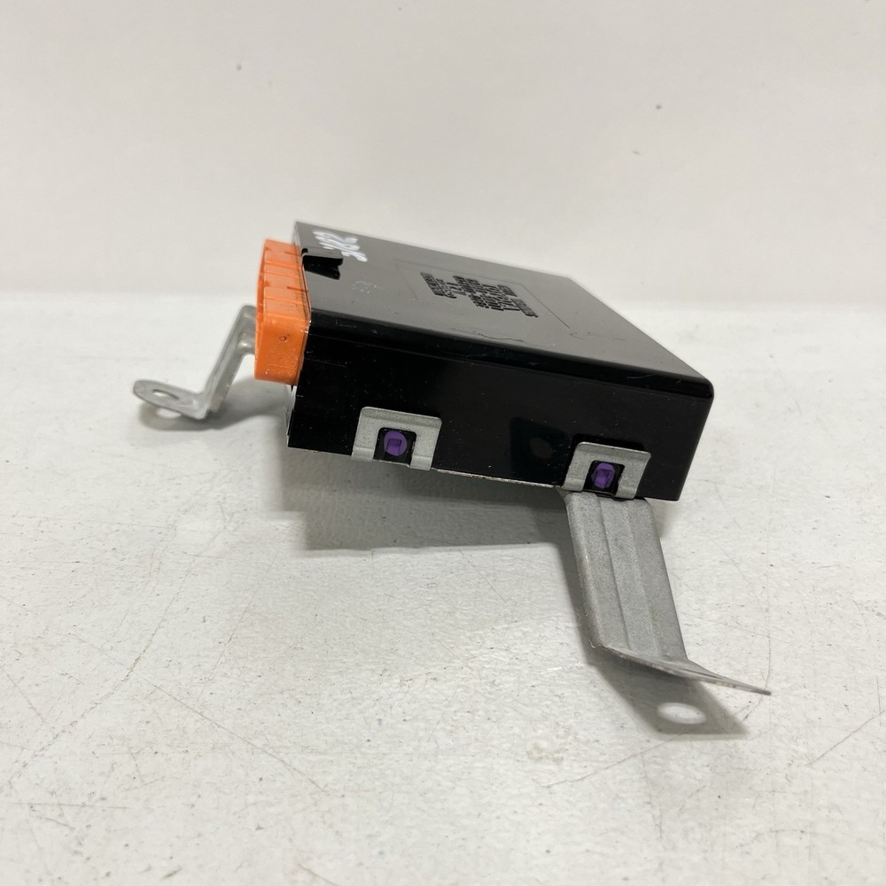 90 - 94 Fits Lexus LS400 LS 400 Theft Warning Control Module 89730-50011