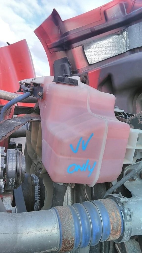 For 2014 VOLVO VNL RADIATOR OVERFLOW TANK ,  OH