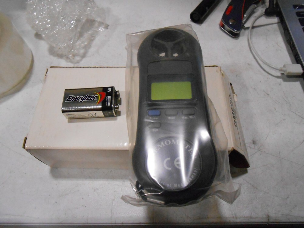 OMEGA HHF82 MINI AIRFLOW ANEMOMETER