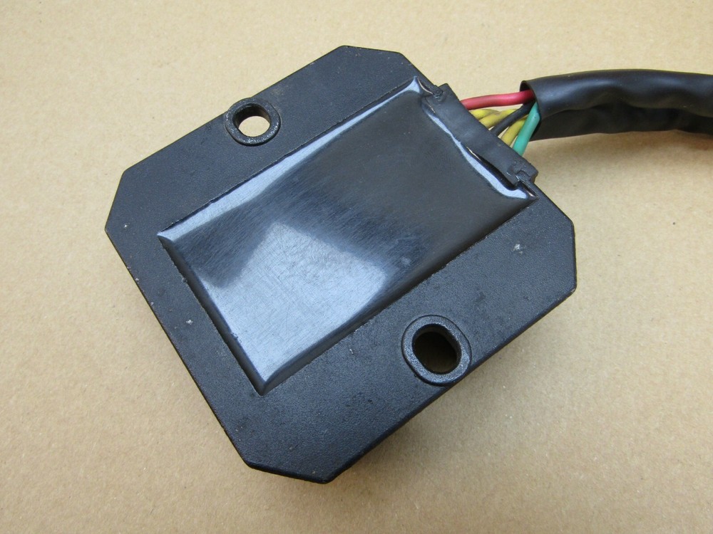 SYM Symphony 125 SR E4 2021 3,219 miles regulator rectifier (9041)