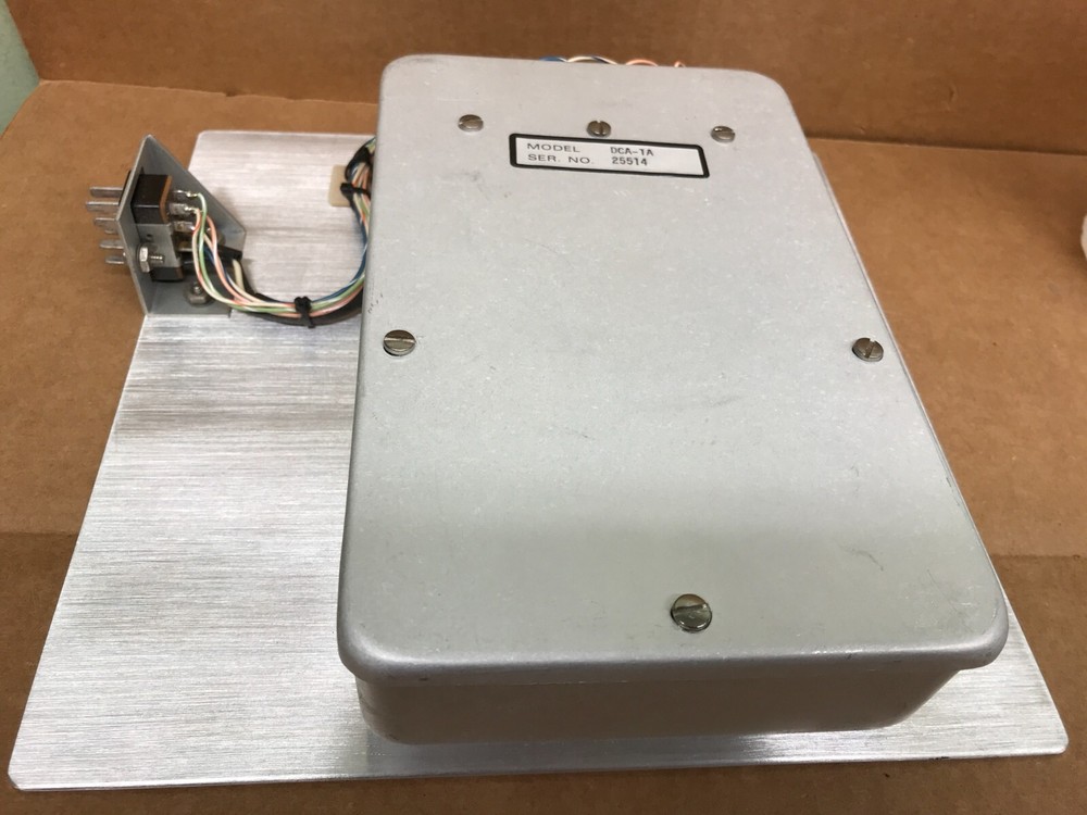 DCA-1A DC AMPLIFIER