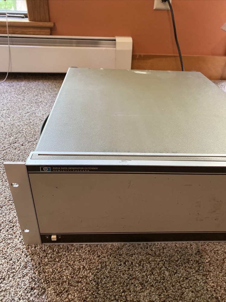 HP 8181A Data Generator Extender with Option 4x001
