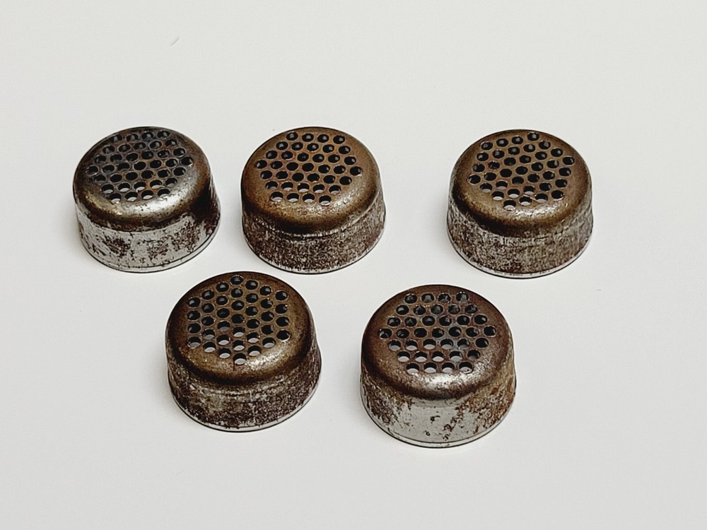 Small Rusted Strainer Grid Strainers 3/4" 5pc