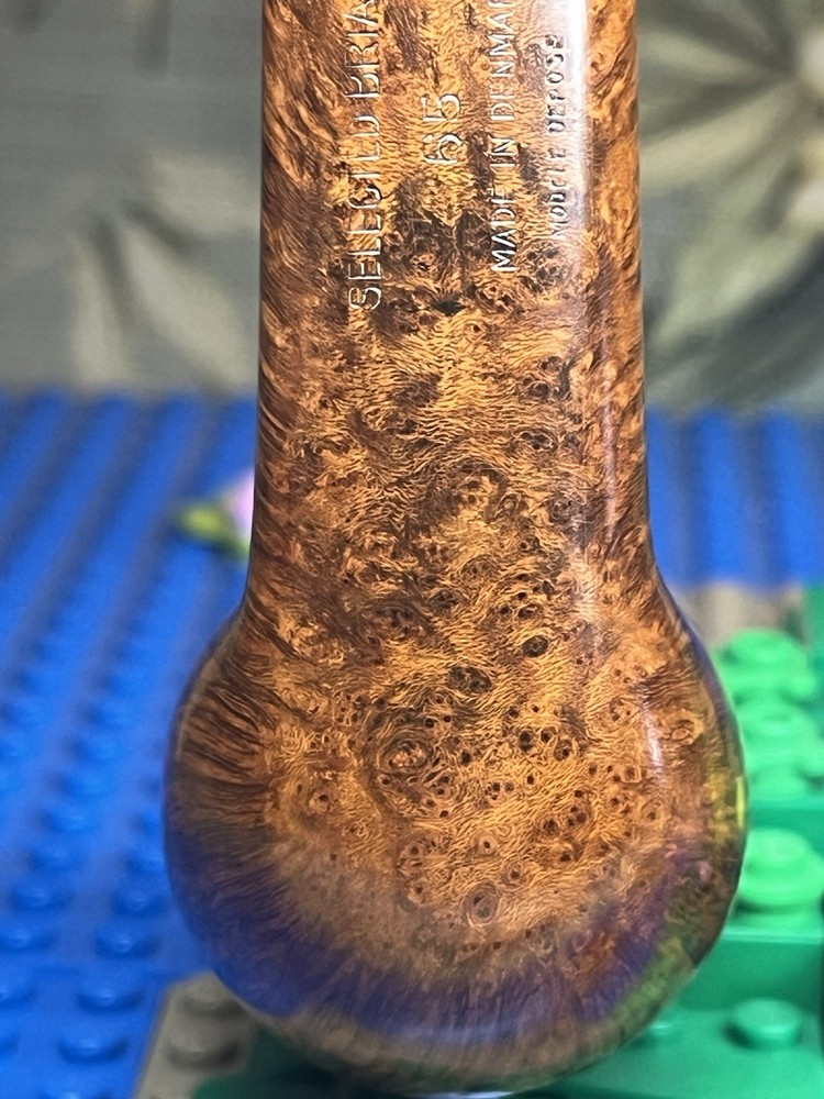 Stanwell Reg’d Modele Depose HAND MADE BARK 65
