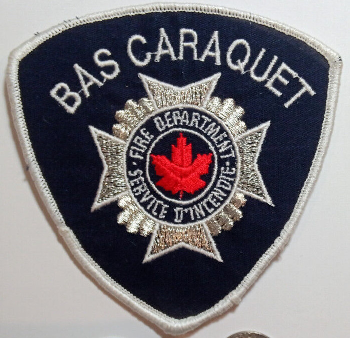 Vintage Bas Caraquet Service d'incendie Fire Deptartment Patch Badge Crest