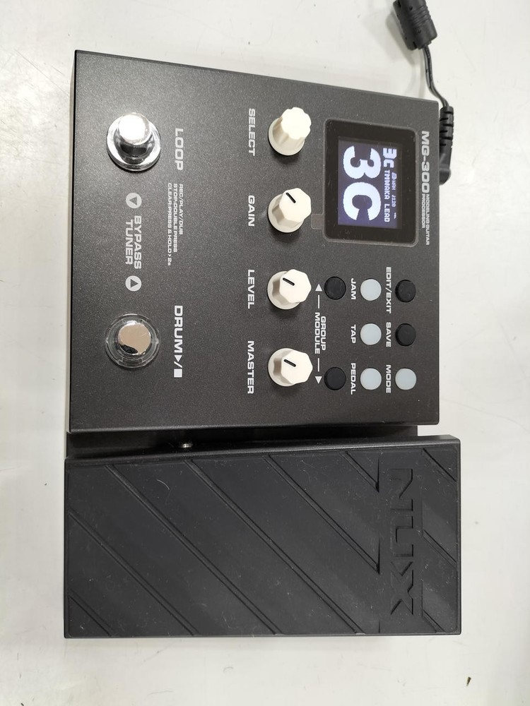 NUX MG-300 multi-effector modeling guitar processor w/ Box Testsed Japan