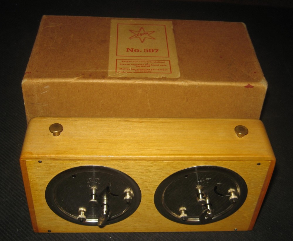 Pristine 1950s Alpha German Chess Clock Timer Model # 507 with Original Box