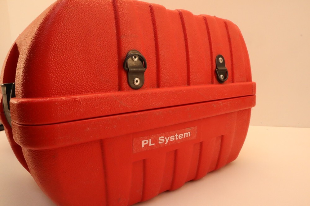 Hilti PLT 300 TOTAL STATION DIGITAL PRECISE LAYOUT TOOL COMPLETE SYSTEM