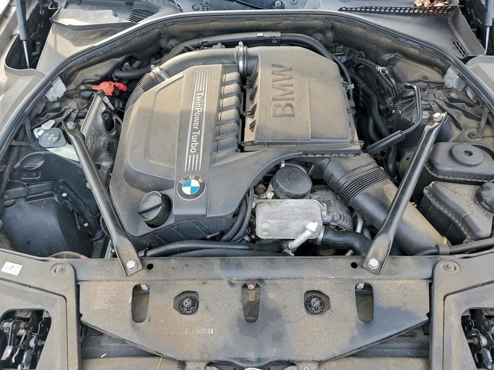 535I 2013 Glove Box 4950951