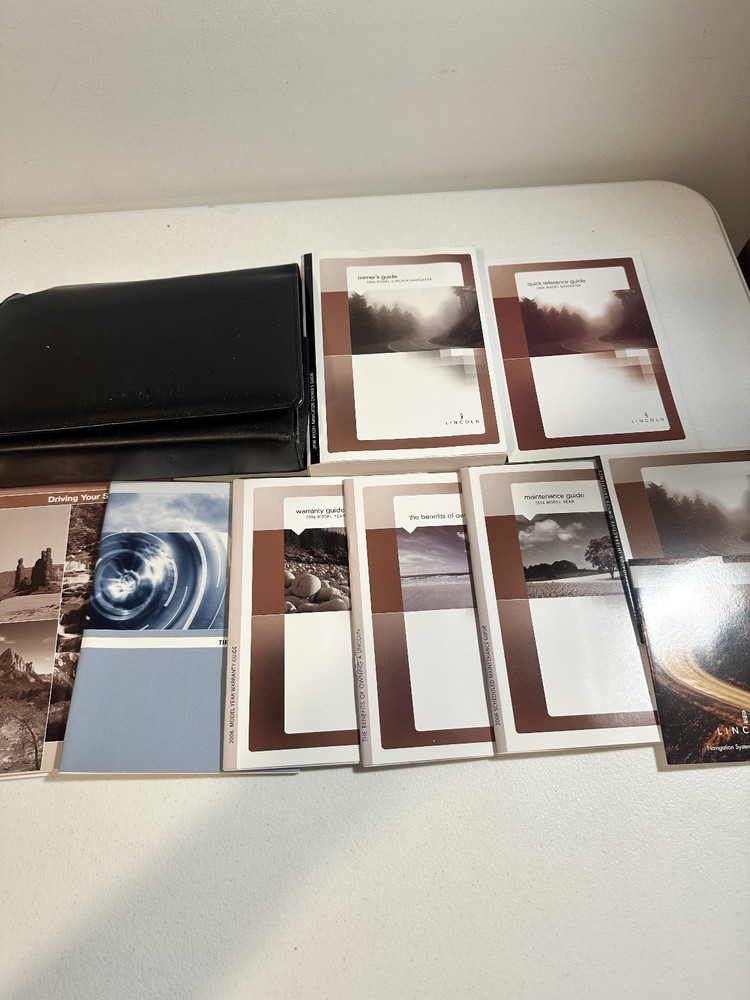 2006 Lincoln Navigator Owners Manuals Set