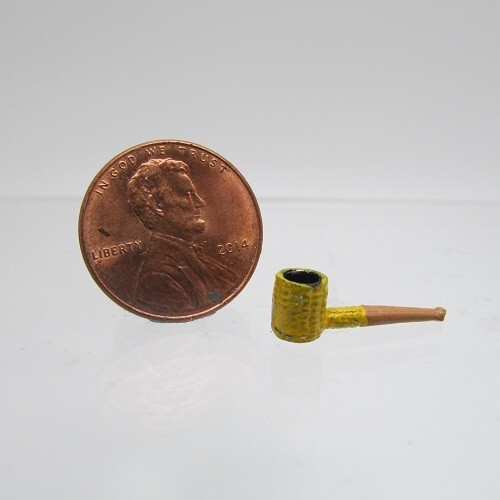Dollhouse Miniature Corn Cob Pipe  ISL2566