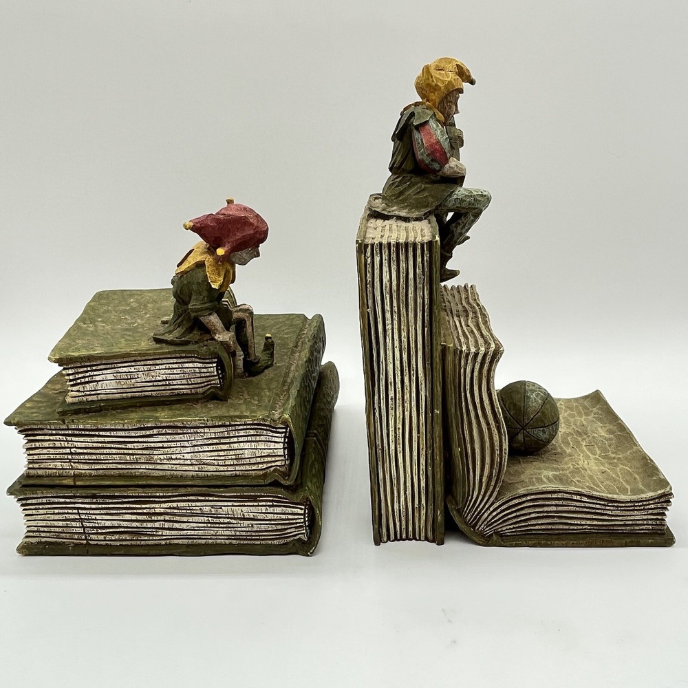 Solid Renaissance Bard Medieval Playful Jester Statues Bookends Castle Joker