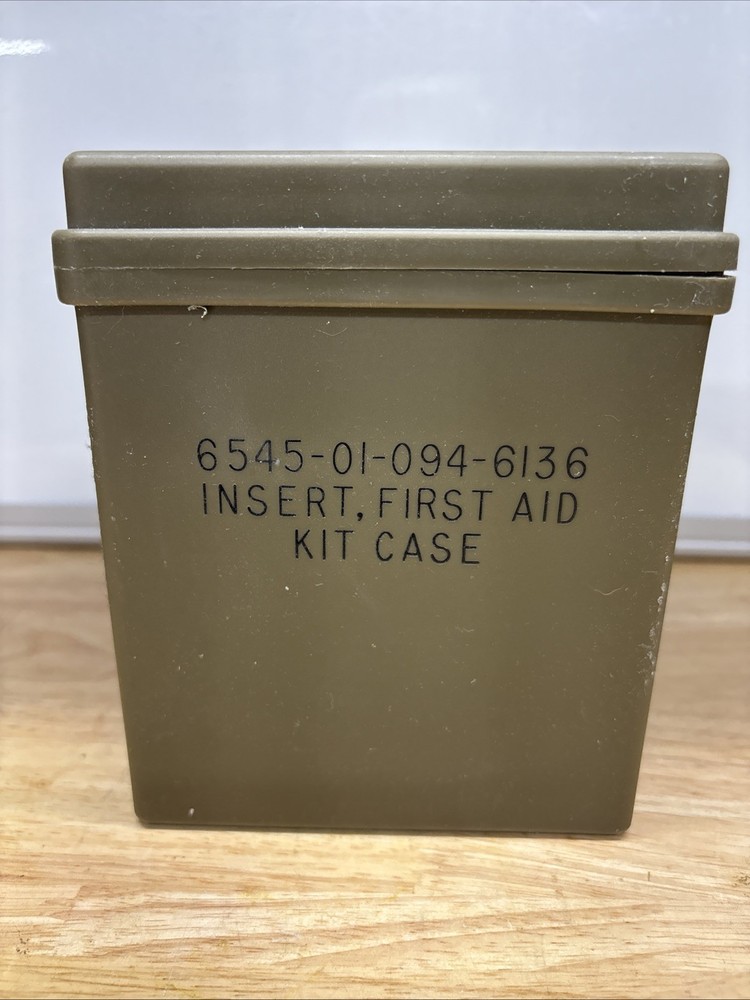 ORIGINAL POST VIETNAM WAR US ARMY JUNGLE FIRST AID KIT INSERT Empty