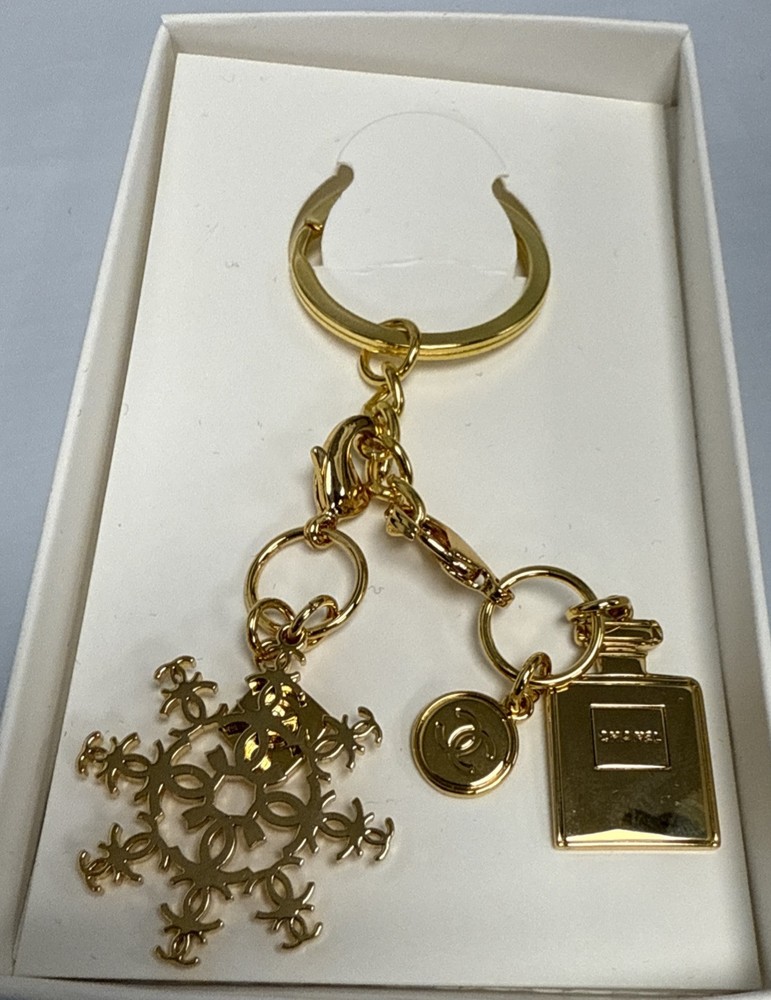 Gold Key Chain Limited Chanel