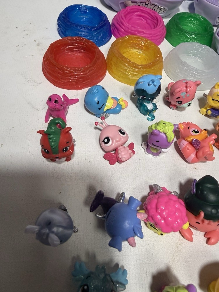 Hatchimals Lot Animals And Containers