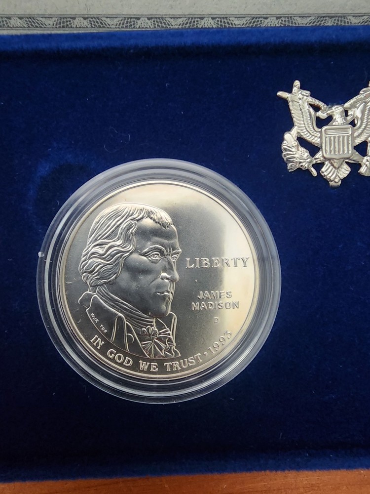 1993-D Bill of Rights 2 coin comemmorative set 90% silver