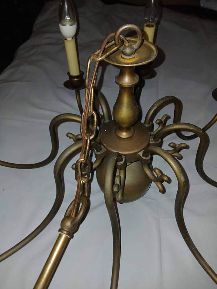 Antique Brass 8 Kight Candlestick Chandelier