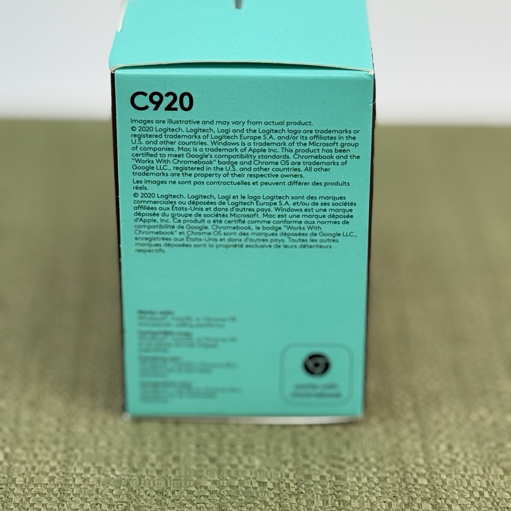 Logitech C920 Pro HD Webcam - Black