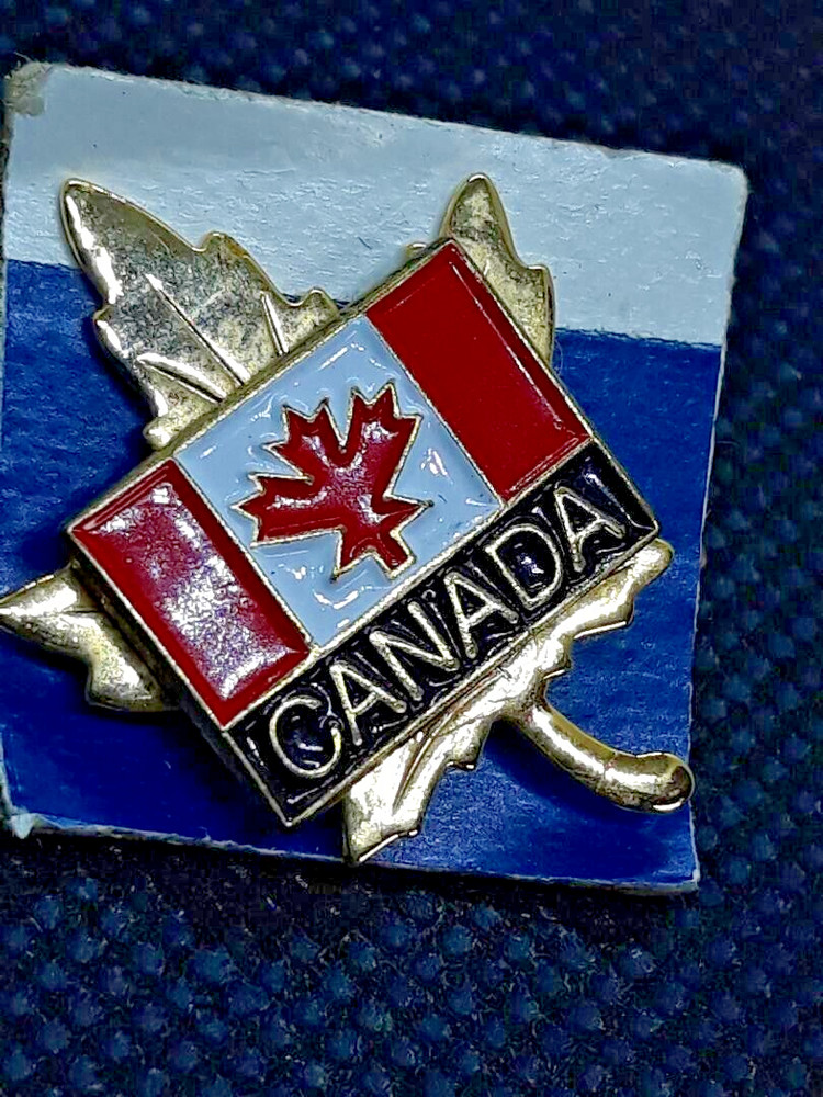 Vintage Maple Leaf Canada Flag Lapel Pin