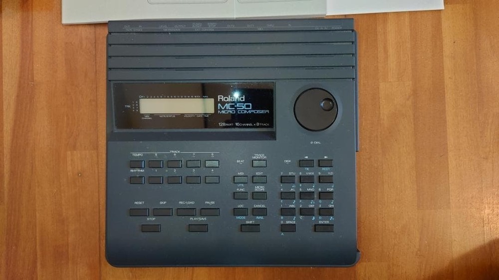 Roland MC-50 Micro Composer MIDI Sequencer 8 Track Floppy Disk w/ AC Adapter