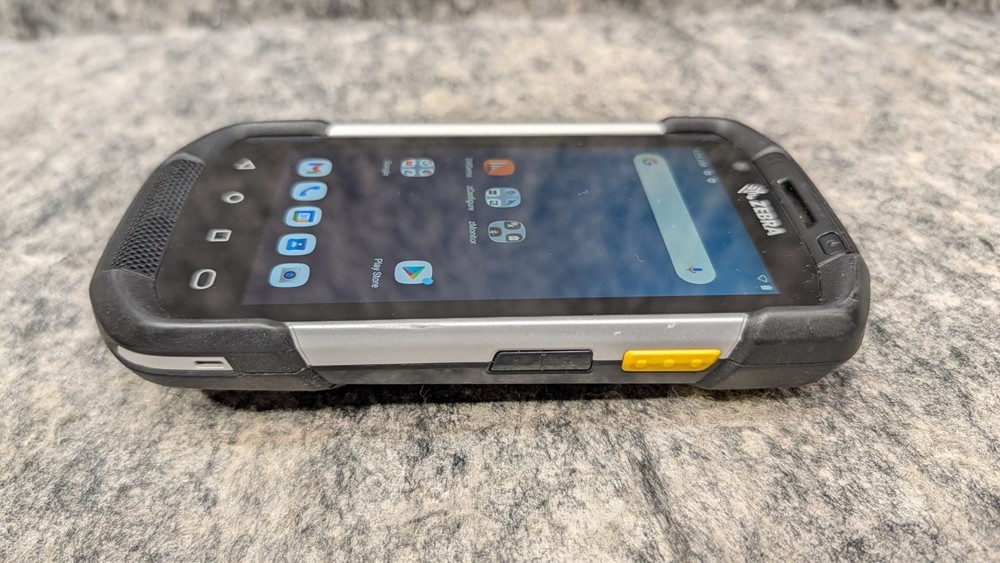 Zebra TC72 TC720L Mobile Barcode Scanner Touch Computer + Trigger Grip, Battery