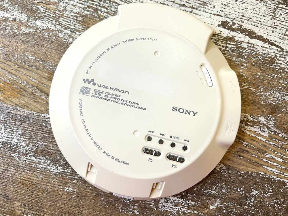 SONY CD Walkman D-NE820 2292 Working Confirmed