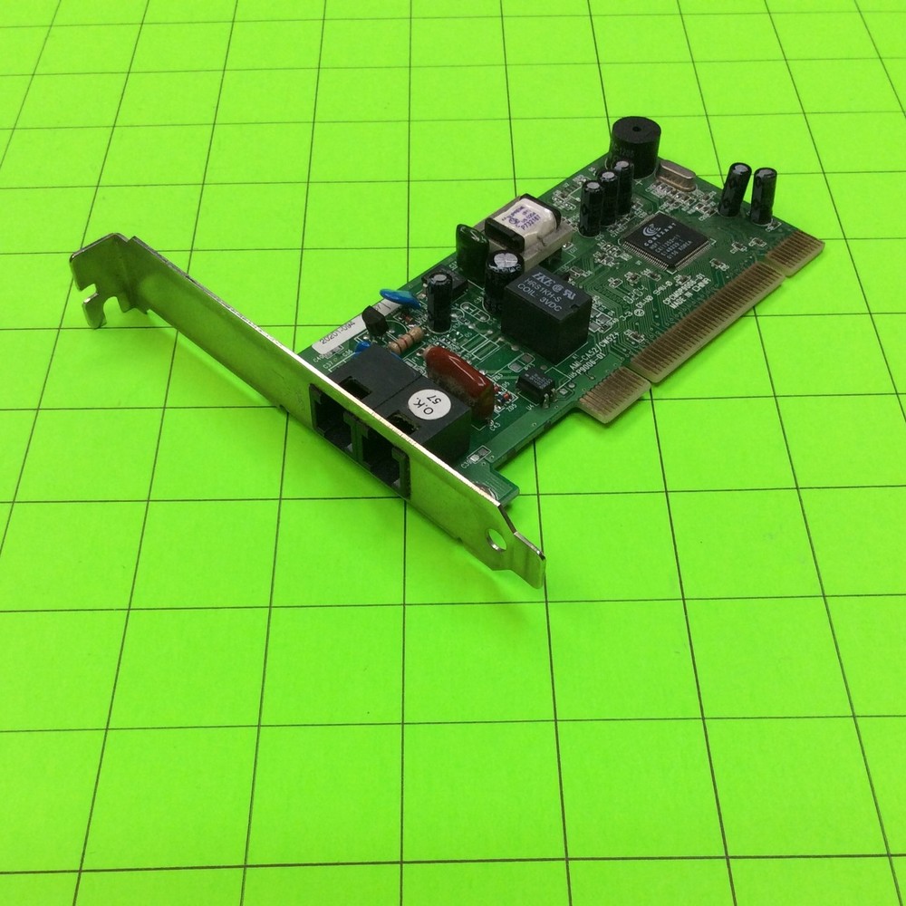 Desktop Computer Cnet Technology Inc. CN5614RSB 18-1B-RV1F Modem