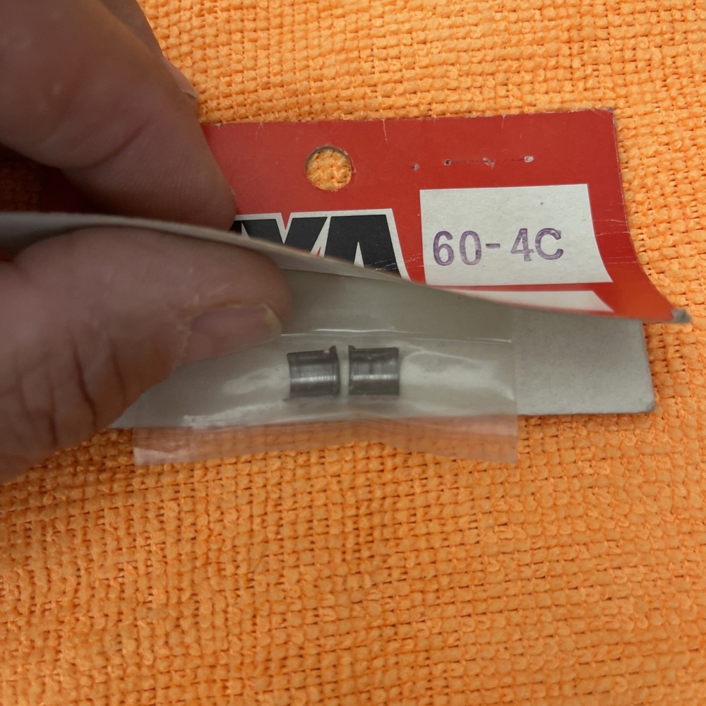 Enya 60–4C Valve Collets / Retainers/ Cotters