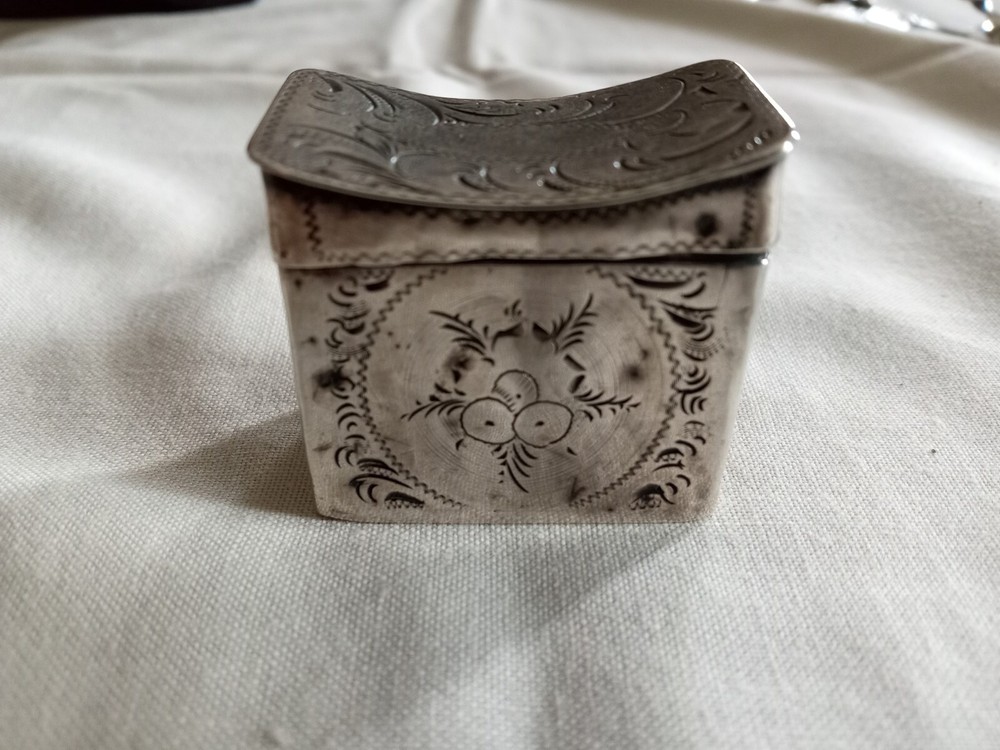 Small Antique Dutch .835 Silver Peppermint Box , Hatbox Form