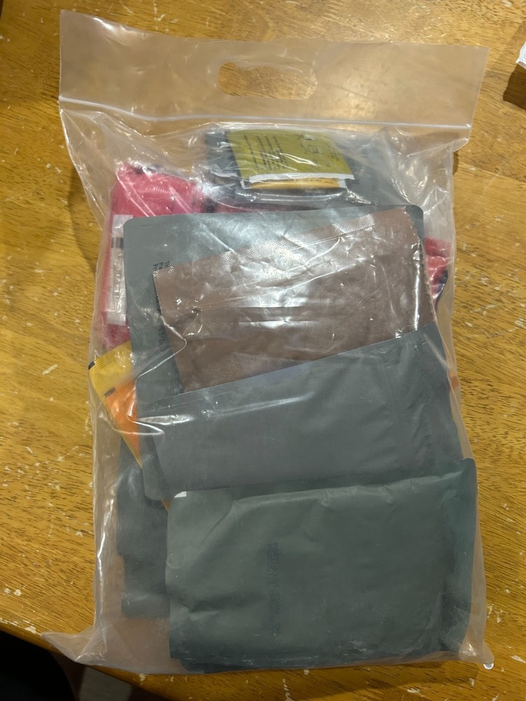 Dutch Operational Ration Code: 32 Menu #6 MRE