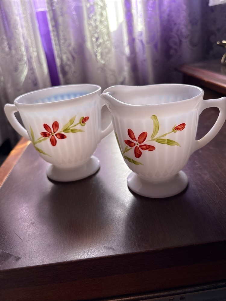 MacBeth Evans Petalware-Florette Creamer & Sugar Bowl Set
