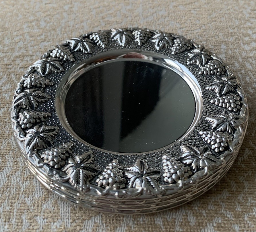 Set of 4 Godinger Silver Art Coasters Grape Pattern