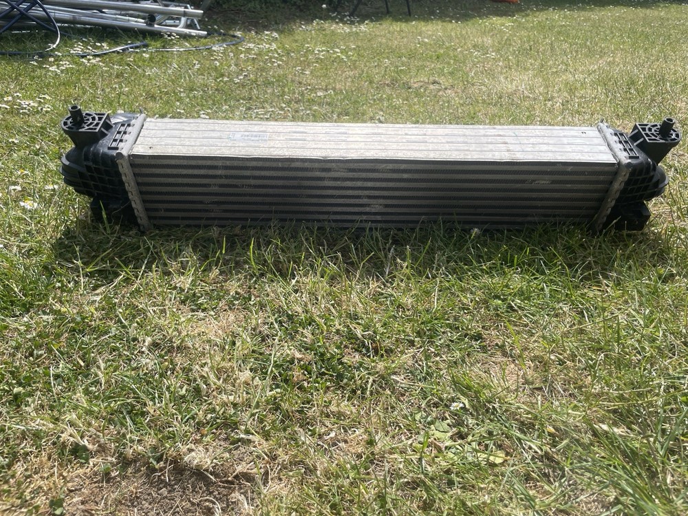Intercooler With Pipe