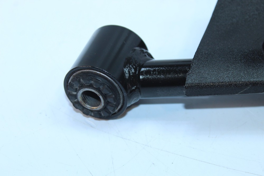 2019-2023 CAN-AM SPYDER RT FRONT UPPER RIGHT ARM