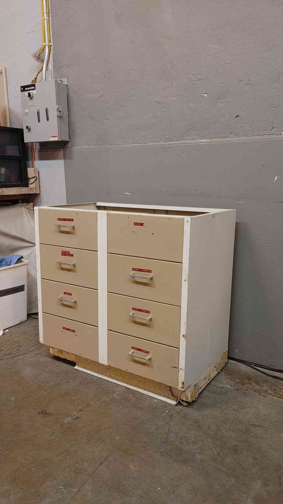 3' Hamilton Drawer Casework (SKU:101647)(101647)