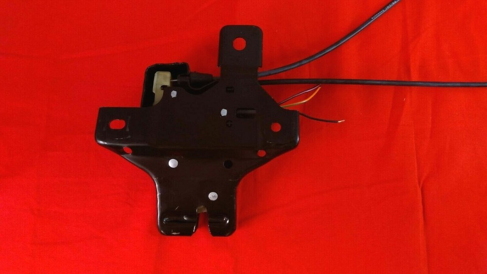 2001-2003 FORD TAURUS SABLE TRUNK LATCH POWER LOCK ACTUATOR RELEASE OEM